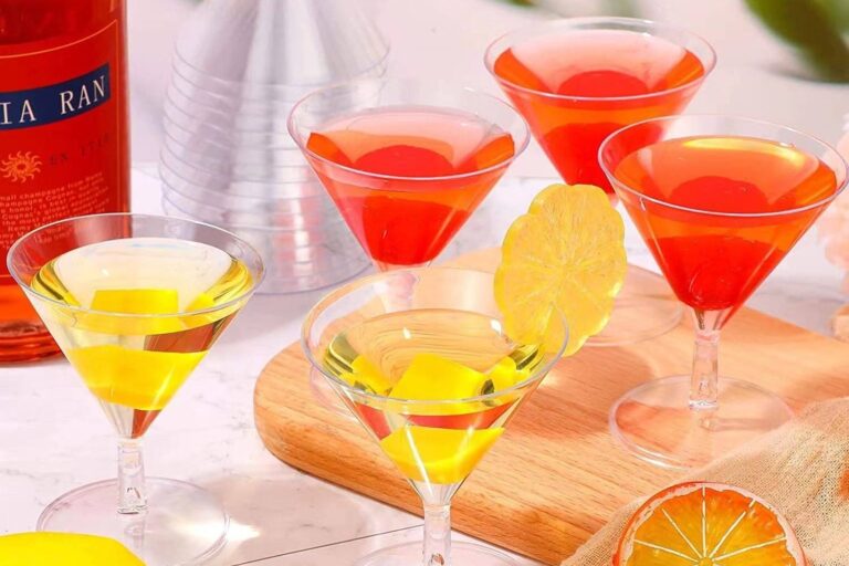 Mini Plastic Cocktail Glasses for Parties