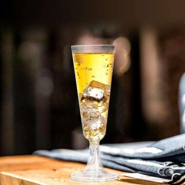 Disposable Transparent Plastic Champagne Glasses