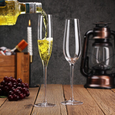Elegant Crystal Champagne Glasses