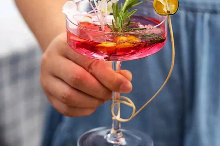 Crystal Cocktail Glasses for Bar