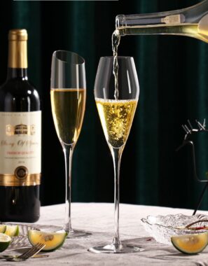 champagne flute glasses for wedding party